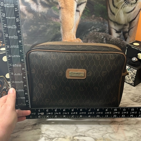 Christian Dior Vintage Honeycomb Clutch/Cosmetic Bag With Crossbody Strap. - Picture 17 of 17